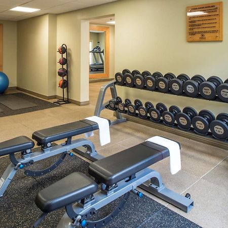Отель Doubletree By Hilton Raleigh Durham Airport At Research Triangle Park Экстерьер фото
