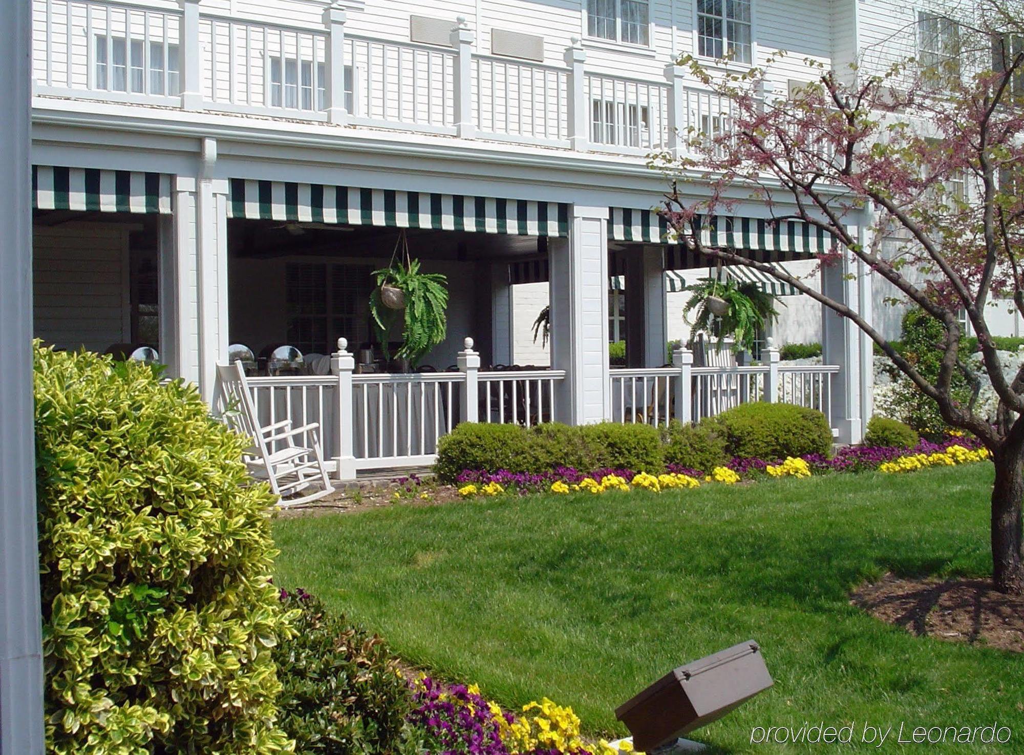 Отель Doubletree By Hilton Raleigh Durham Airport At Research Triangle Park Экстерьер фото